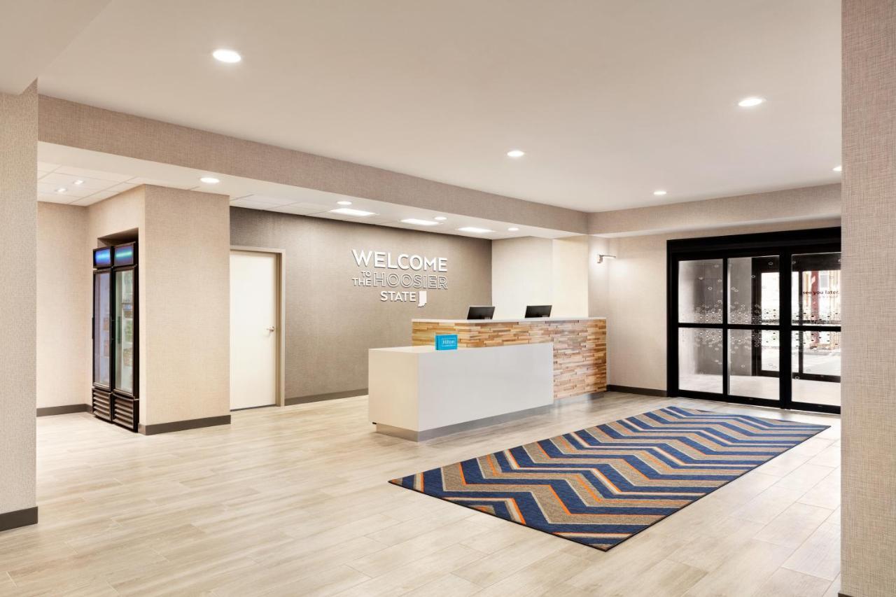 Hampton Inn & Suites Вальпараисо Экстерьер фото