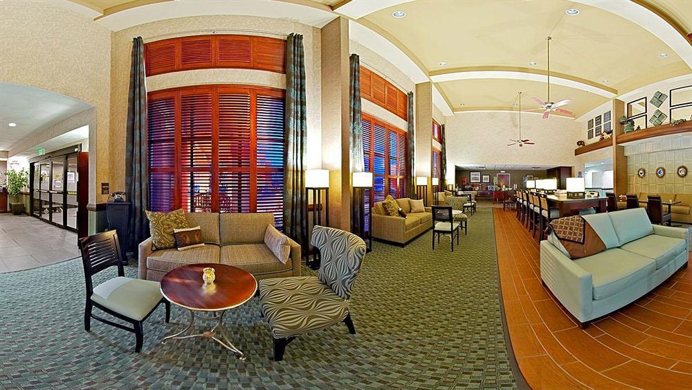 Hampton Inn & Suites Вальпараисо Экстерьер фото